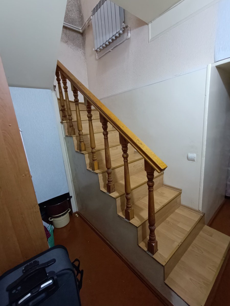 Satılır 4 otaqlı köhnə tikili, 90 m², Qara Qarayev m.-13