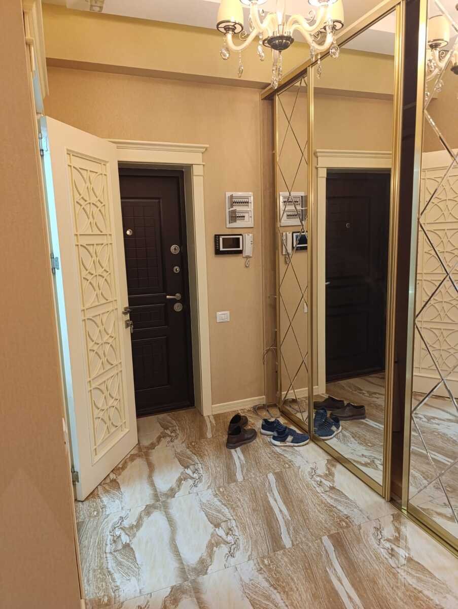 Kirayə verilir 3 otaqlı yeni tikili, 115 m², Elmlər Akademiyası m.-4