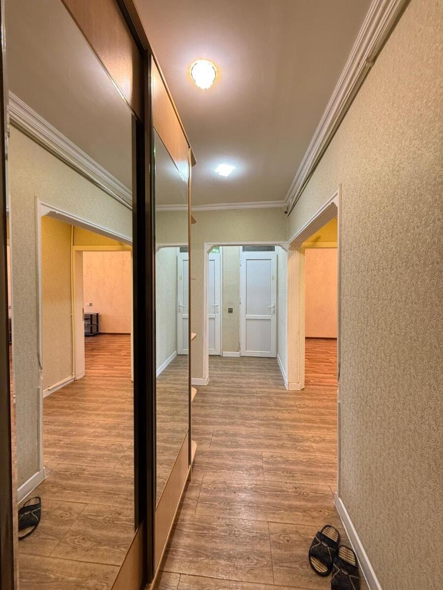 Satılır 3 otaqlı köhnə tikili, 90 m², 20 Yanvar m.-12