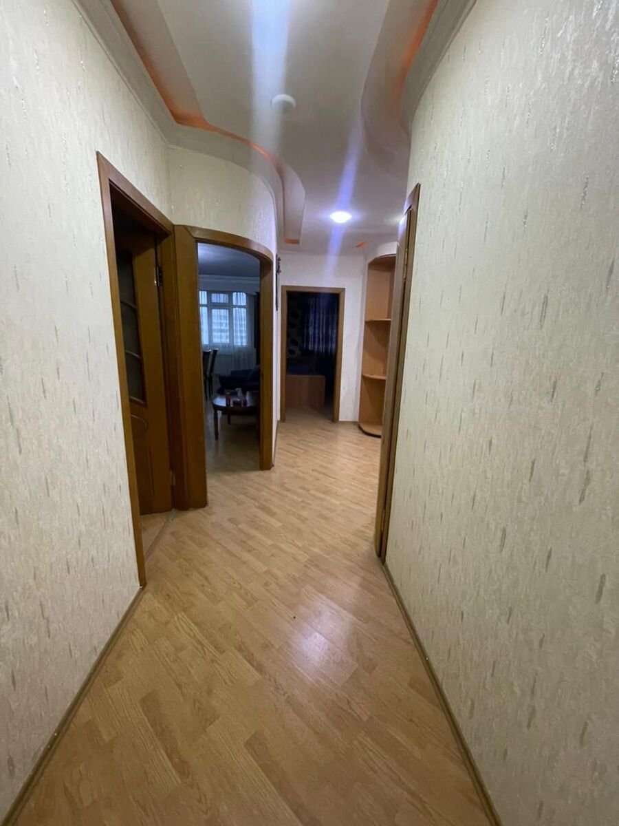 Kirayə verilir 3 otaqlı köhnə tikili, 100 m², Neftçilər m.-2