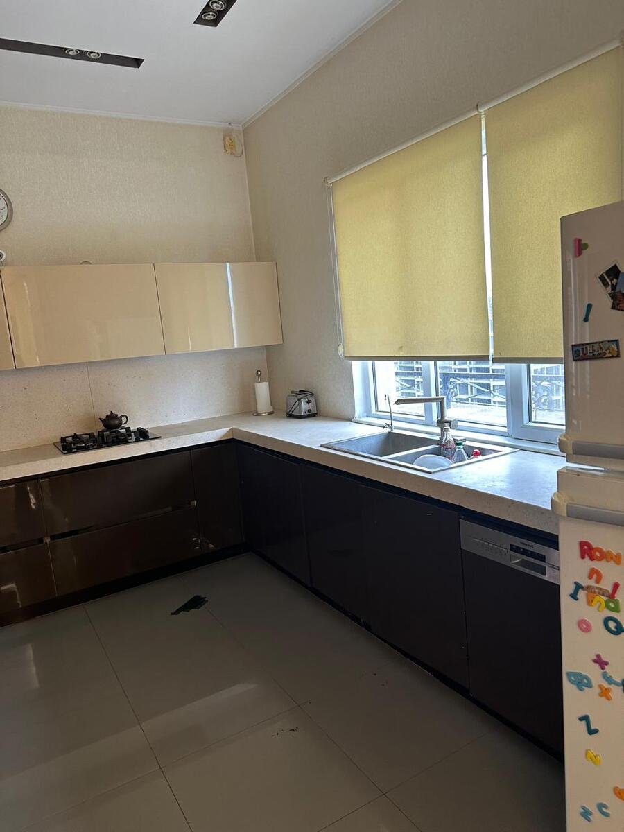 Satılır 5 otaqlı yeni tikili, 390 m², 28 May m.-10