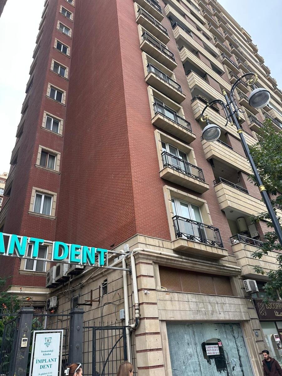 Satılır 5 otaqlı yeni tikili, 390 m², 28 May m.-17
