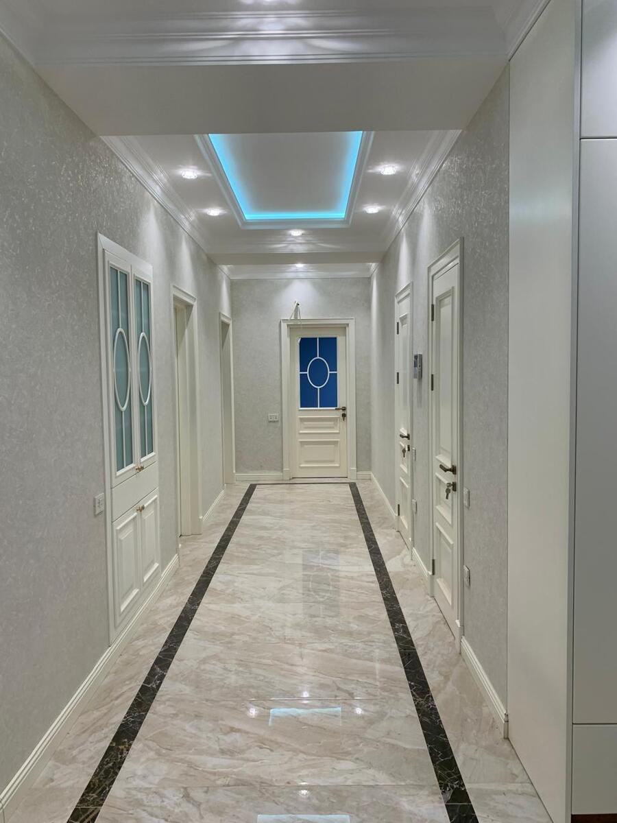 Kirayə verilir 3 otaqlı yeni tikili, 168 m², Elmlər Akademiyası m.-4