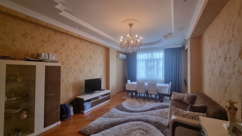 Satılır 3 otaqlı yeni tikili, 142 m², 20 Yanvar m.-4