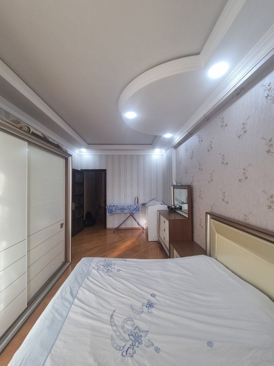 Satılır 3 otaqlı yeni tikili, 142 m², 20 Yanvar m.-11