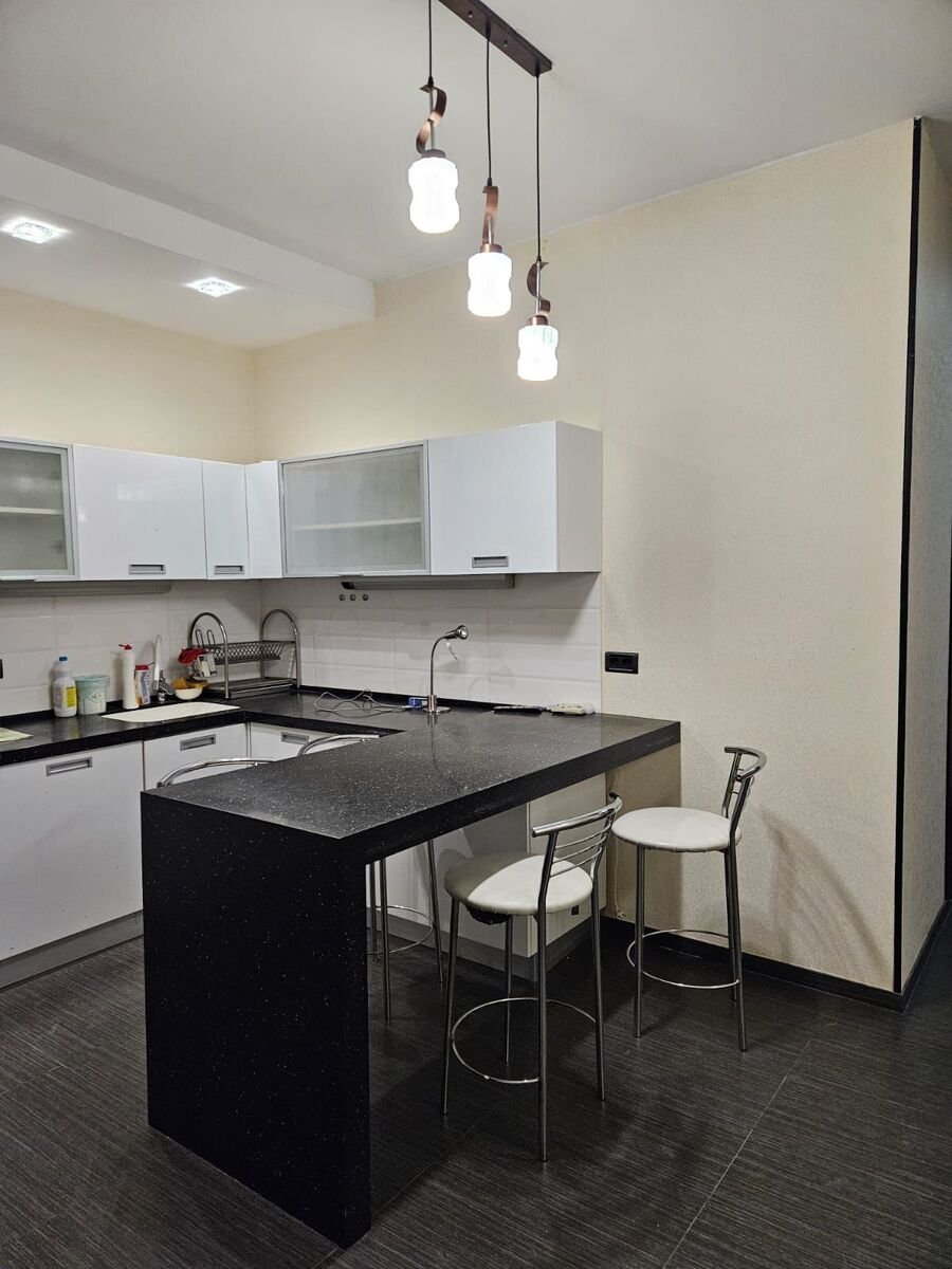 Kirayə verilir 4 otaqlı köhnə tikili, 165 m², Səbail-8