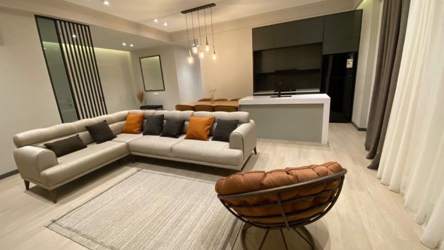 Kirayə verilir 3 otaqlı yeni tikili, 140 m², 28 May m.-15