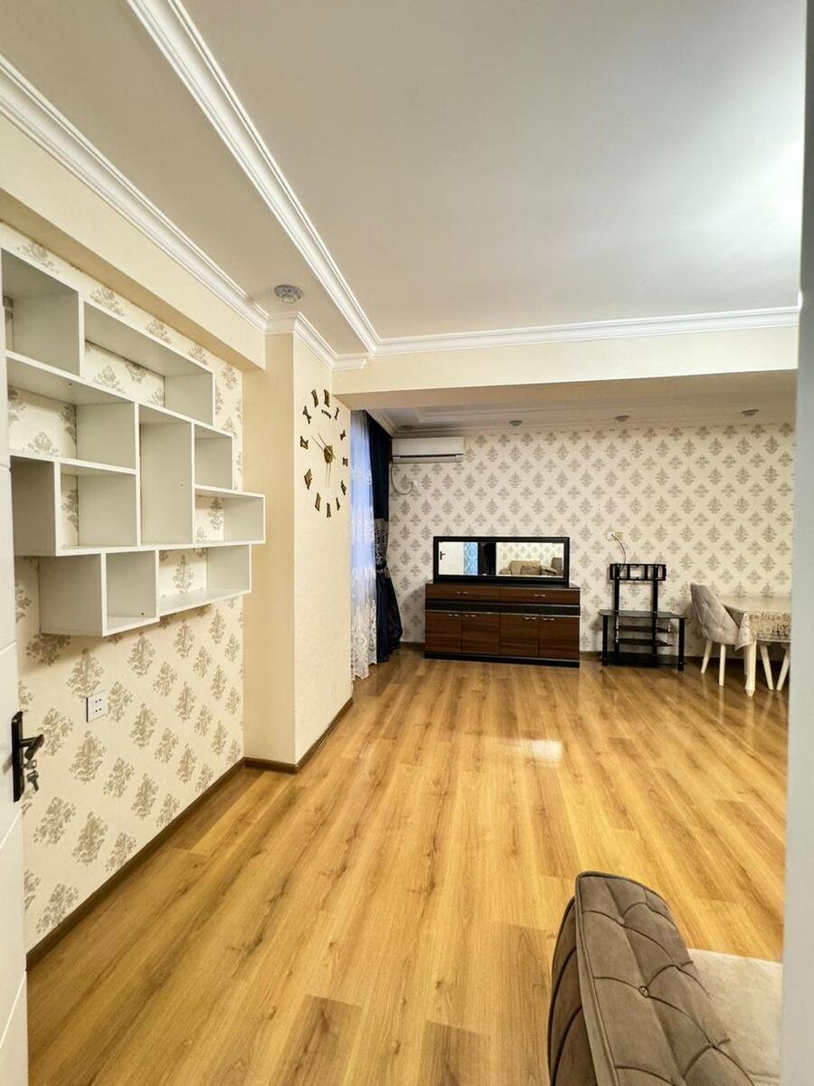 Kirayə verilir 2 otaqlı yeni tikili, 80 m², İnşaatçılar m.-8