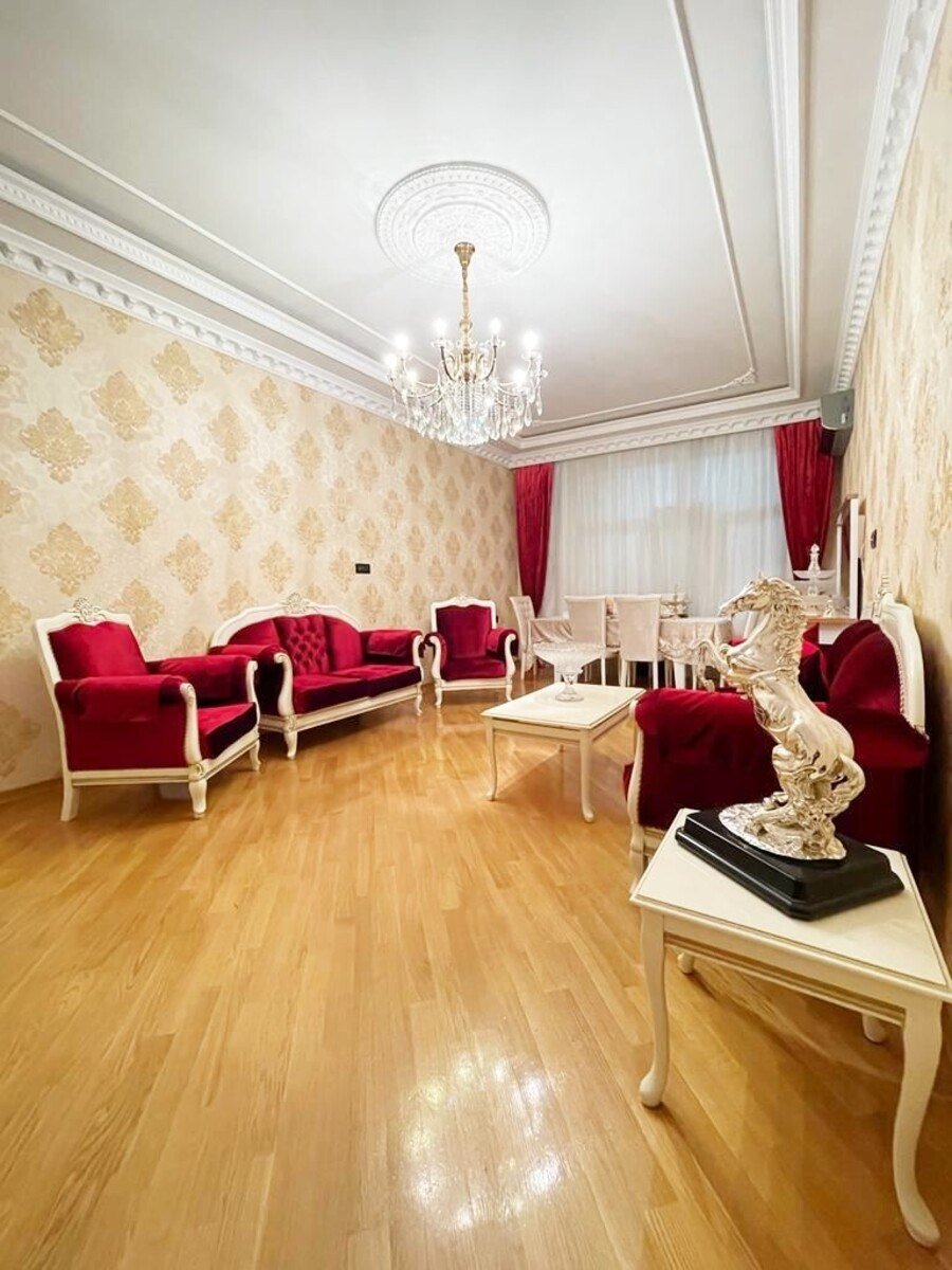 Satılır 2 otaqlı yeni tikili, 110 m², Gənclik m.-1