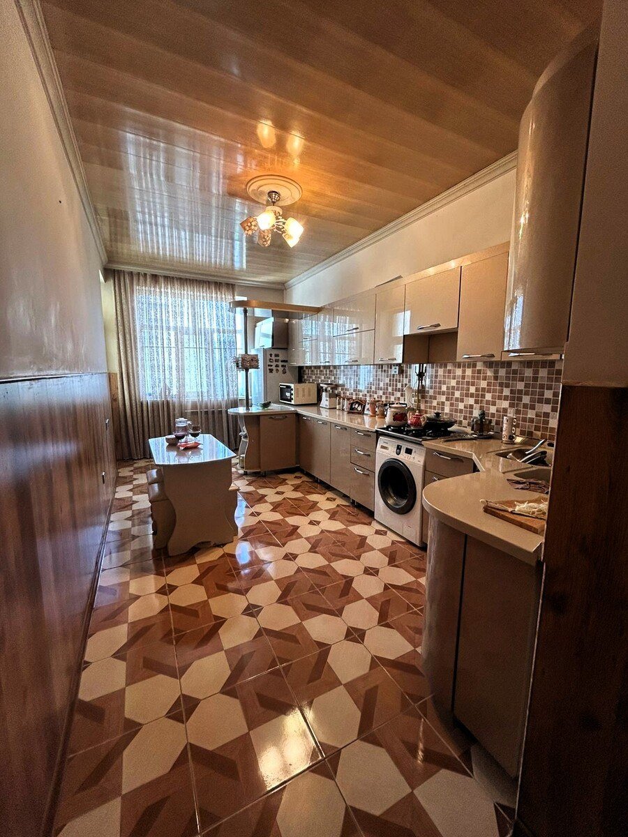 Satılır 3 otaqlı yeni tikili, 122 m², Qara Qarayev m.-12