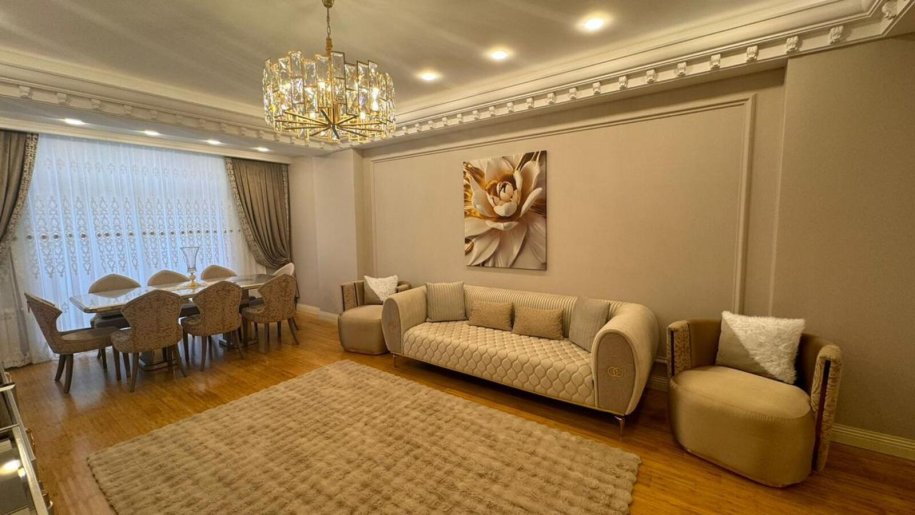Kirayə verilir 4 otaqlı yeni tikili, 180 m², Nəsimi-10