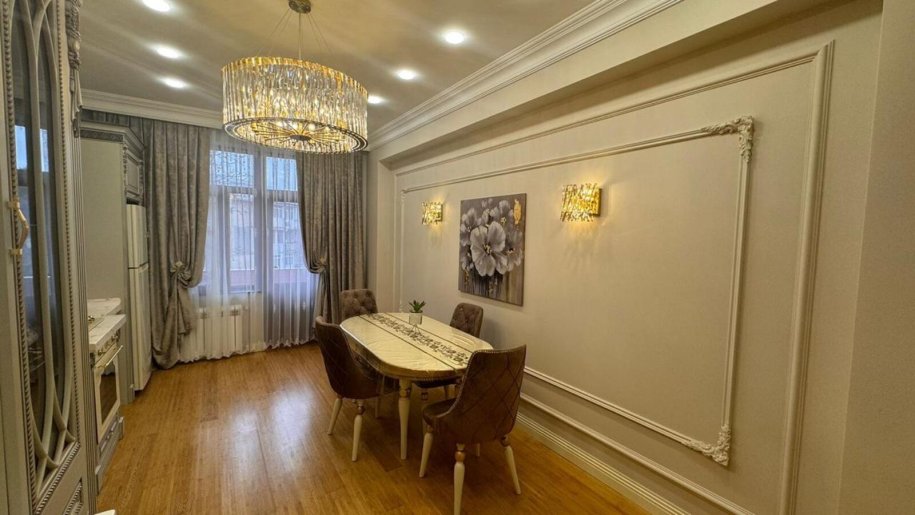 Kirayə verilir 4 otaqlı yeni tikili, 180 m², Nəsimi-12