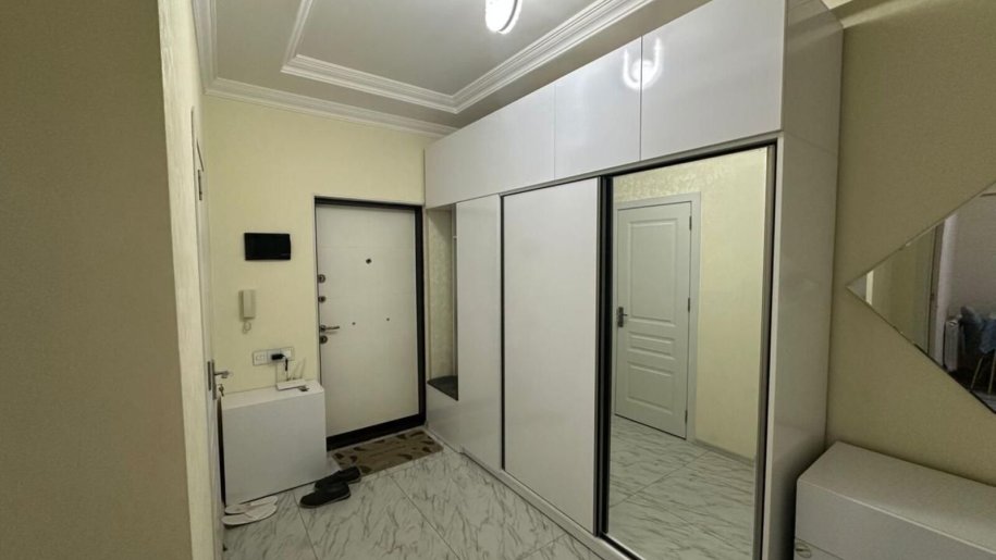 Kirayə verilir 2 otaqlı yeni tikili, 60 m², İnşaatçılar m.-7