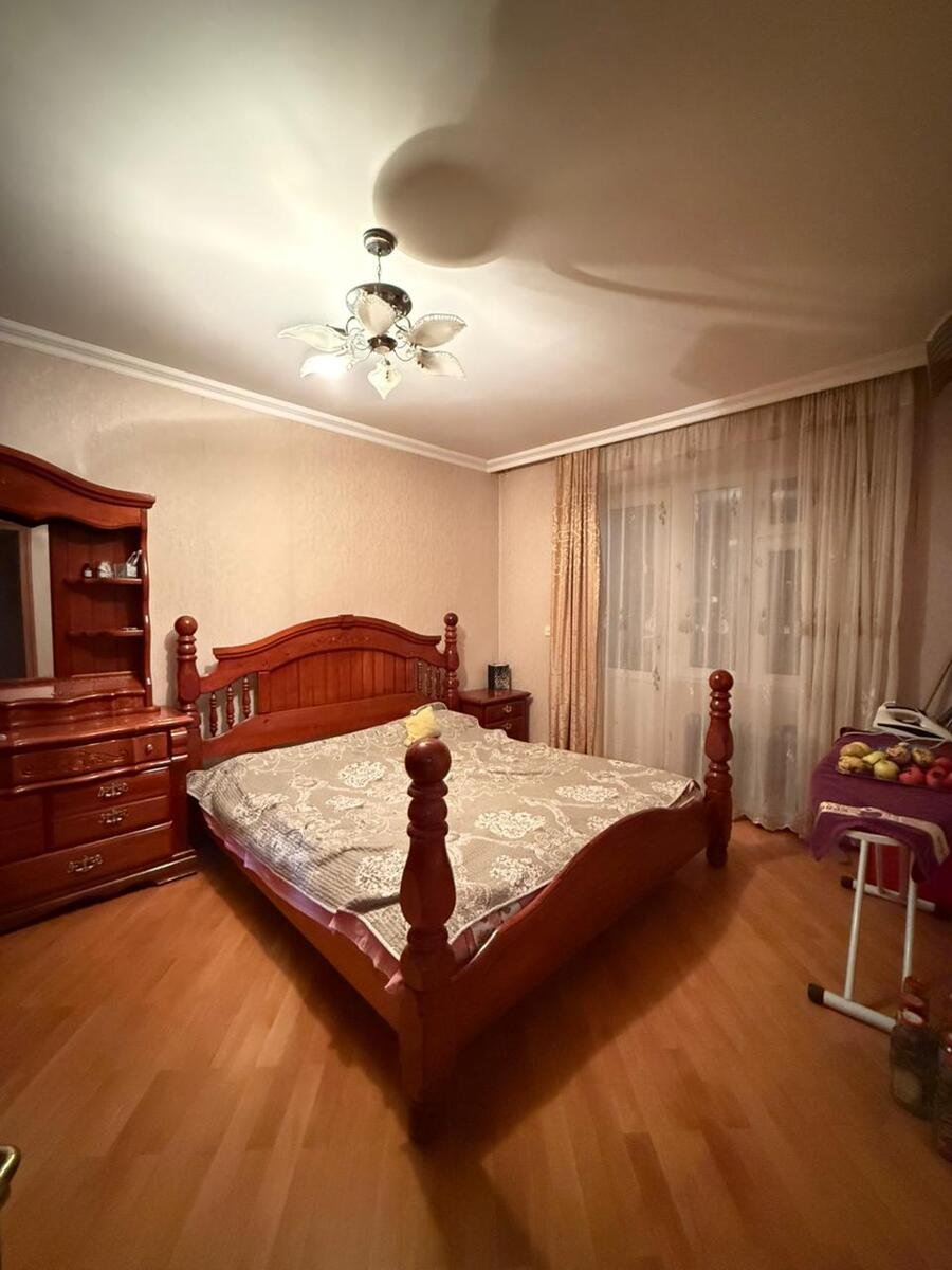 Satılır 3 otaqlı köhnə tikili, 70 m², Neftçilər m.-6