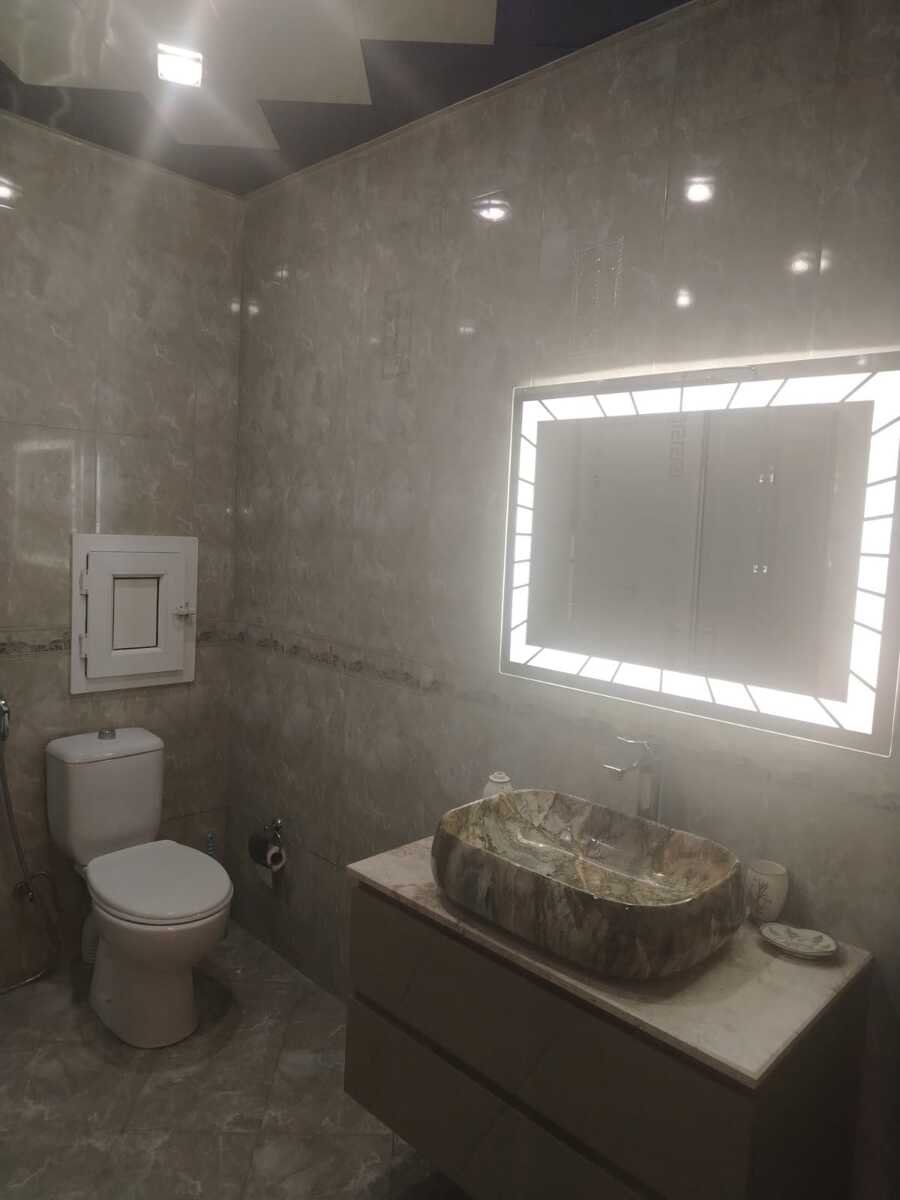 Kirayə verilir 3 otaqlı yeni tikili, 160 m², 28 May m.-6