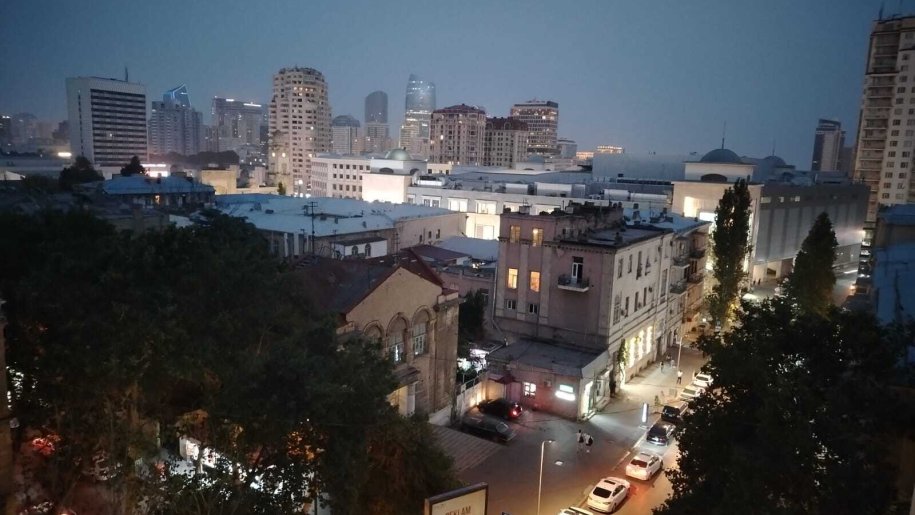 Kirayə verilir 3 otaqlı yeni tikili, 160 m², 28 May m.-27