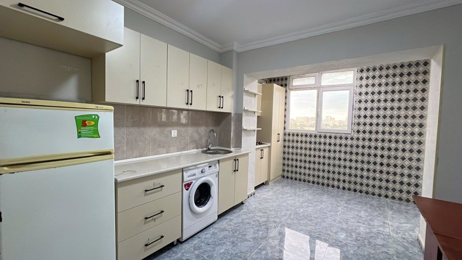 Kirayə verilir 3 otaqlı köhnə tikili, 70 m², Gənclik m.-2