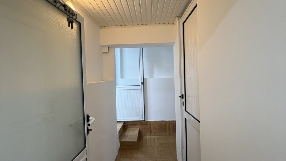 50 kv.m. obyekt icarəyə verilir, Bakıxanov (Razin)-7