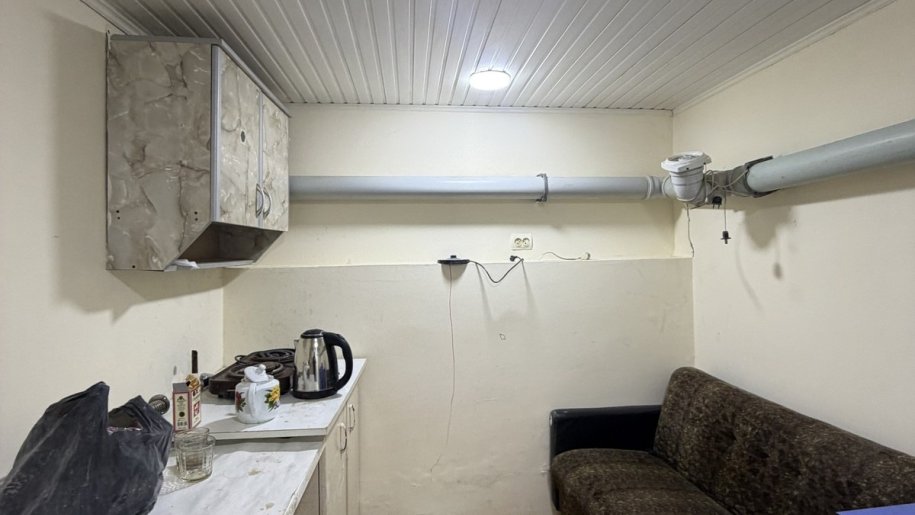 50 kv.m. obyekt icarəyə verilir, Bakıxanov (Razin)-9