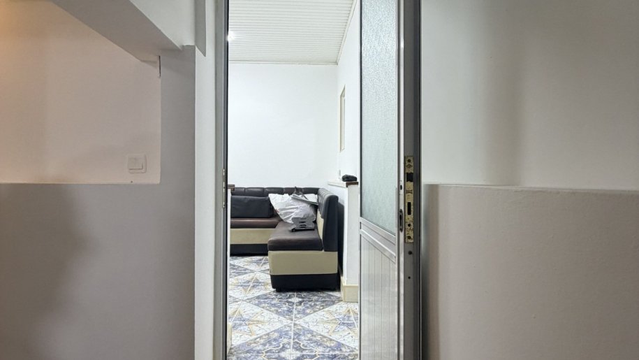 50 kv.m. obyekt icarəyə verilir, Bakıxanov (Razin)-10