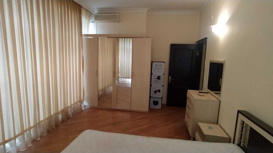Satılır 3 otaqlı yeni tikili, 135 m², Nizami m.-6