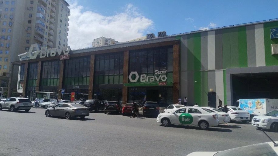 Kirayə verilir 2 otaqlı yeni tikili, 68 m², İnşaatçılar m.-1