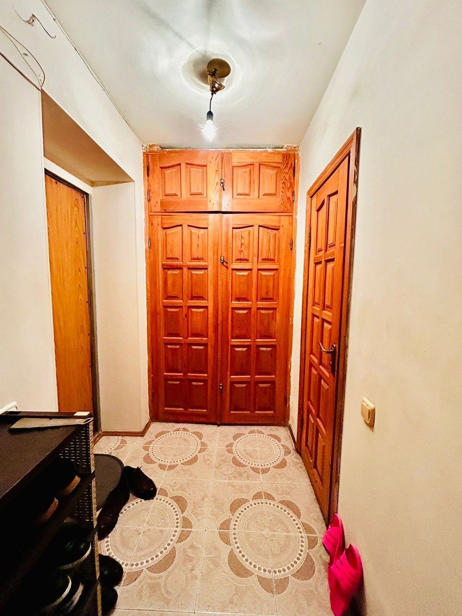 Satılır 2 otaqlı köhnə tikili, 48 m², İnşaatçılar m.-3