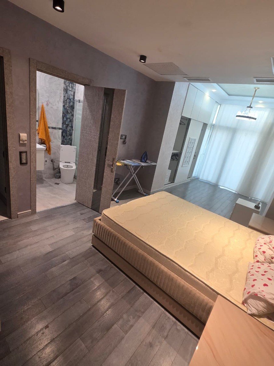 Kirayə verilir 4 otaqlı yeni tikili, 160 m², Elmlər Akademiyası m.-11