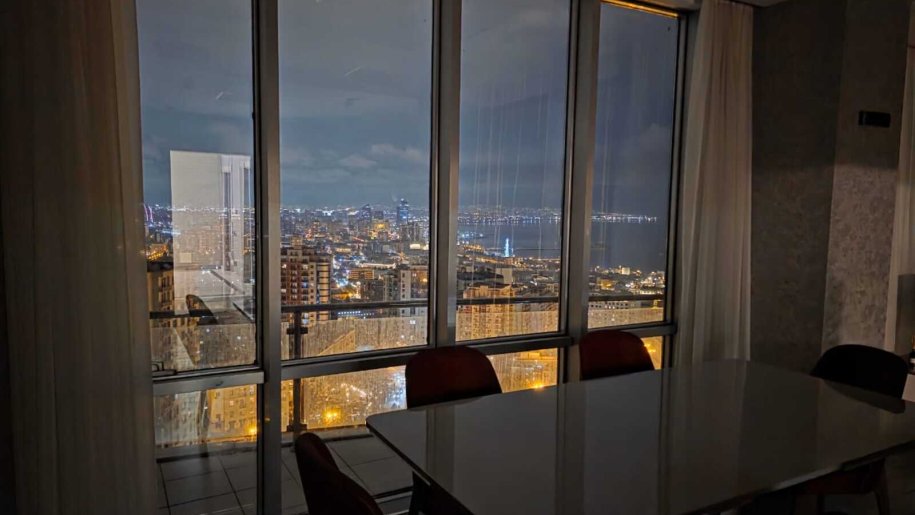 Kirayə verilir 4 otaqlı yeni tikili, 160 m², Elmlər Akademiyası m.-14