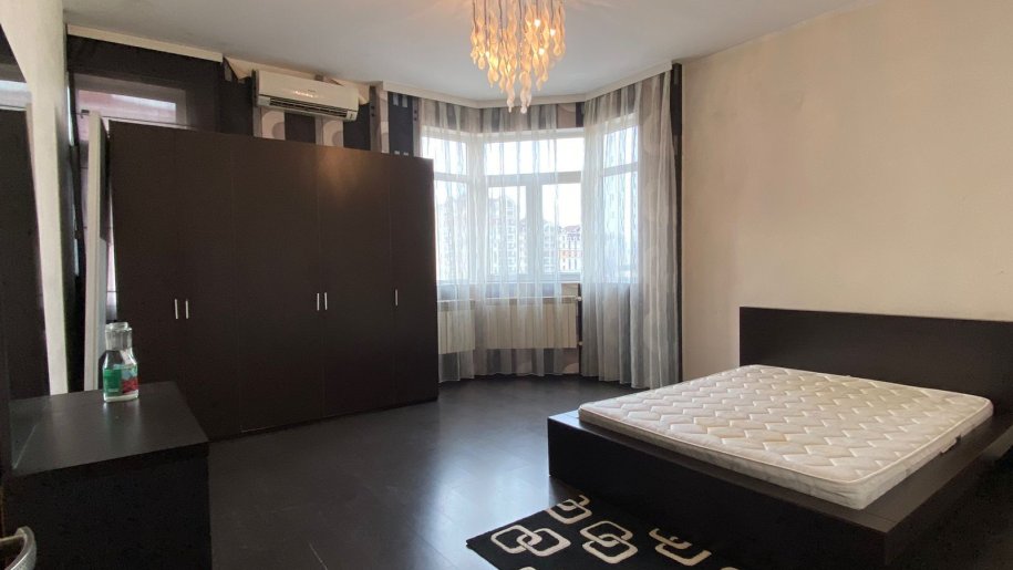 Satılır 3 otaqlı yeni tikili, 146 m², Nizami m.-12