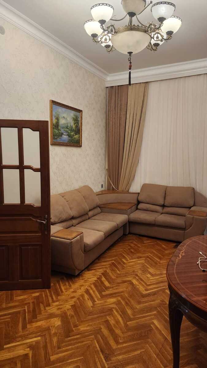 Satılır 3 otaqlı köhnə tikili, 70 m², Sahil m.-10