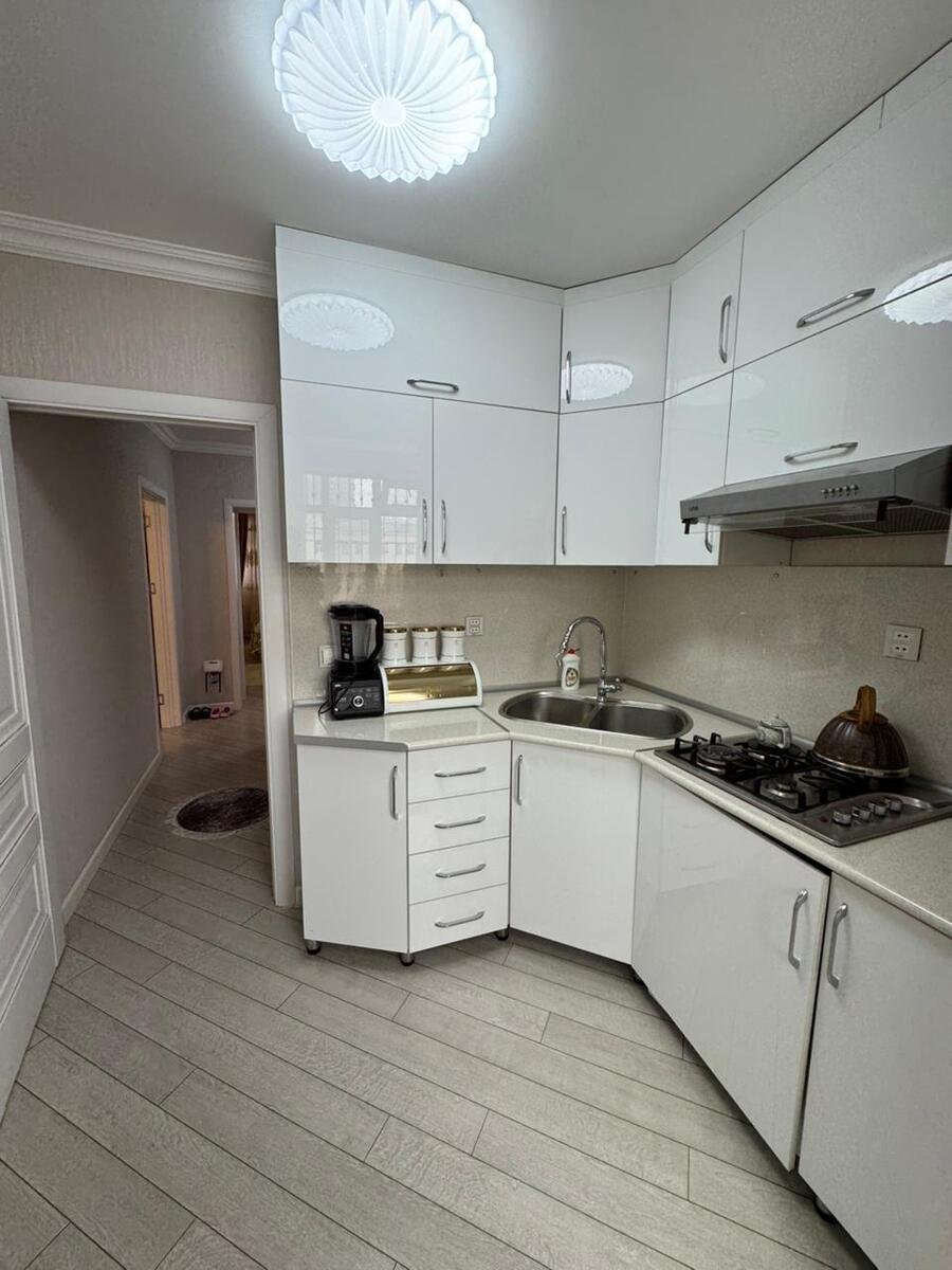 Satılır 3 otaqlı köhnə tikili, 80 m², Nizami m.-10