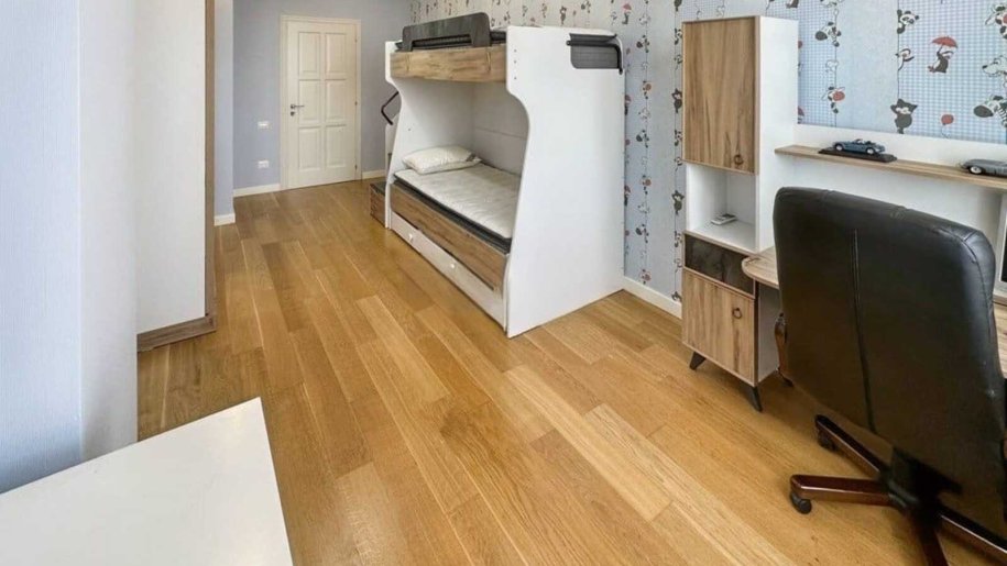 Kirayə verilir 4 otaqlı yeni tikili, 223 m², 28 May m.-14