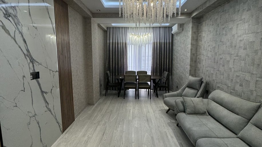 Satılır 3 otaqlı yeni tikili, 90 m², 8 noyabr-1