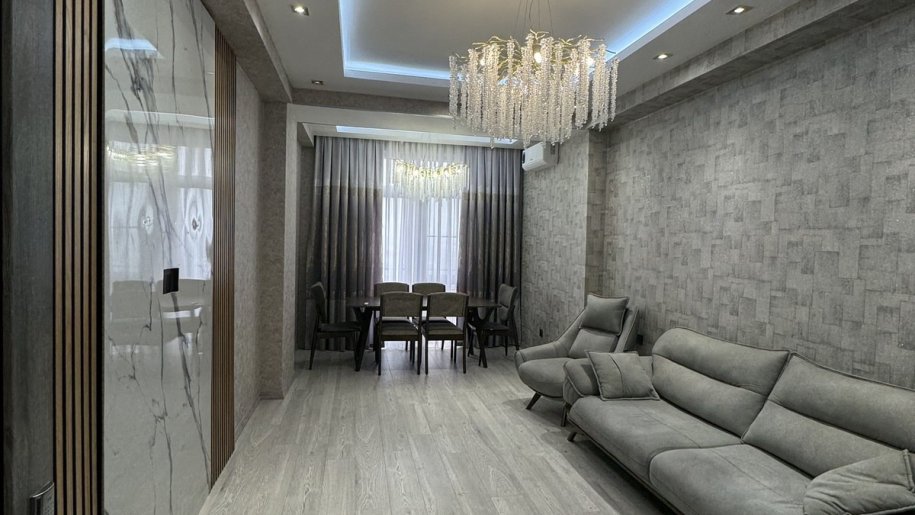 Satılır 3 otaqlı yeni tikili, 90 m², 8 noyabr-2