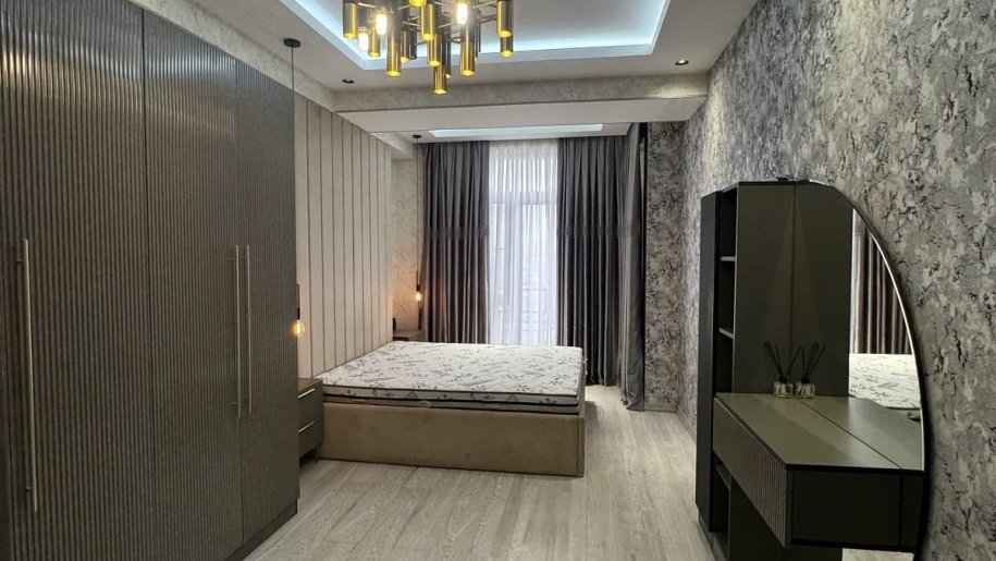 Satılır 3 otaqlı yeni tikili, 90 m², 8 noyabr-10