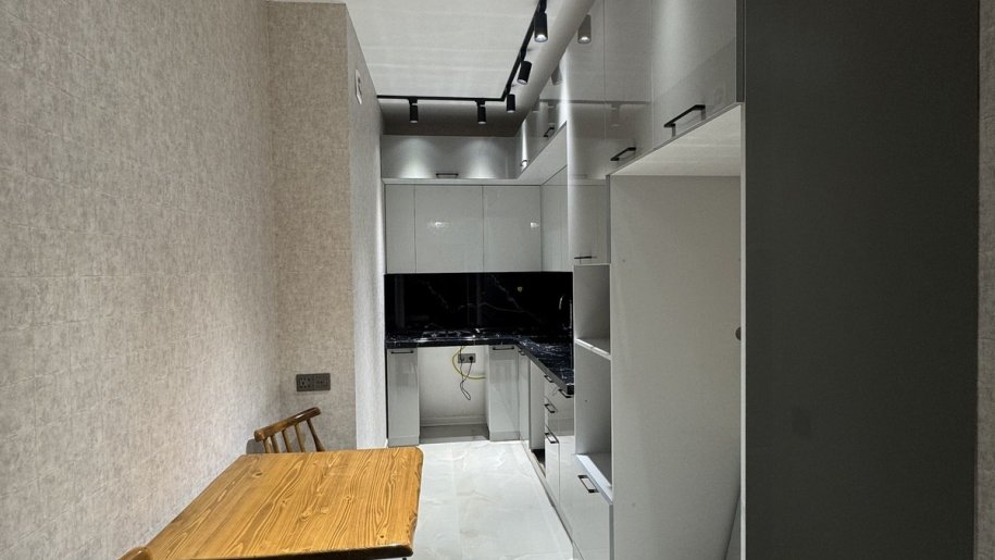 Satılır 3 otaqlı yeni tikili, 90 m², 8 noyabr-18