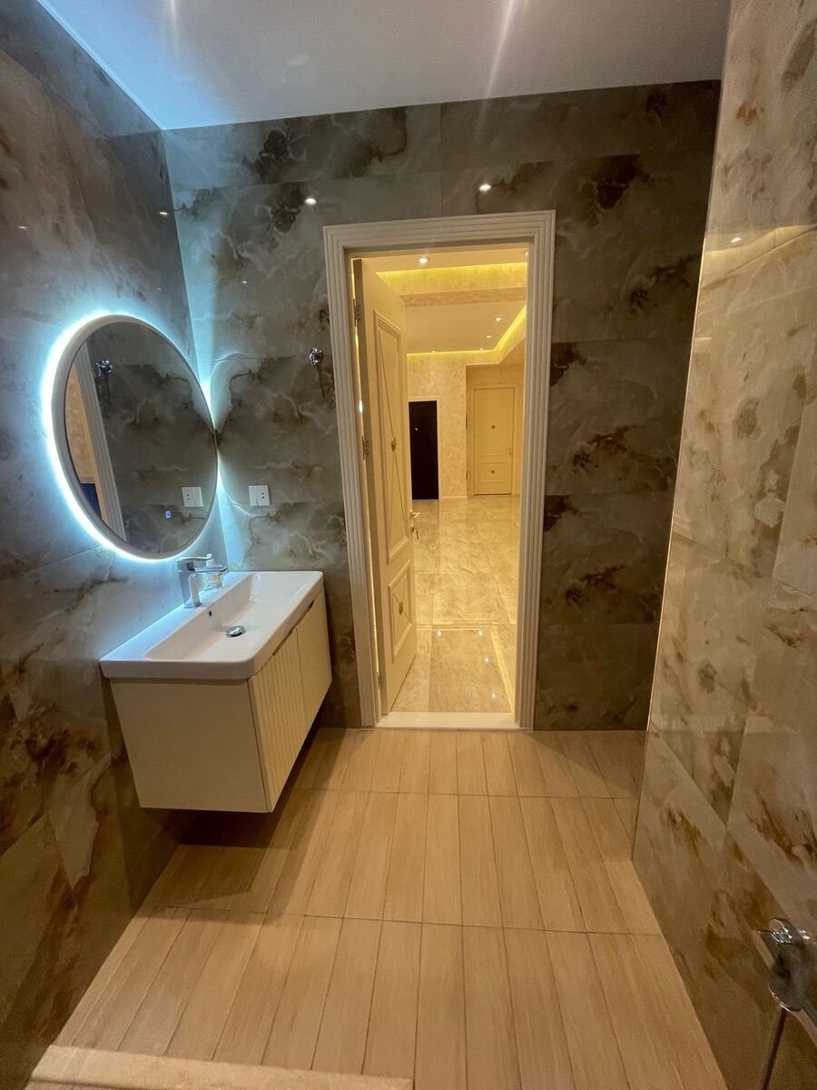 Kirayə verilir 3 otaqlı yeni tikili, 135 m², 28 May m.-7