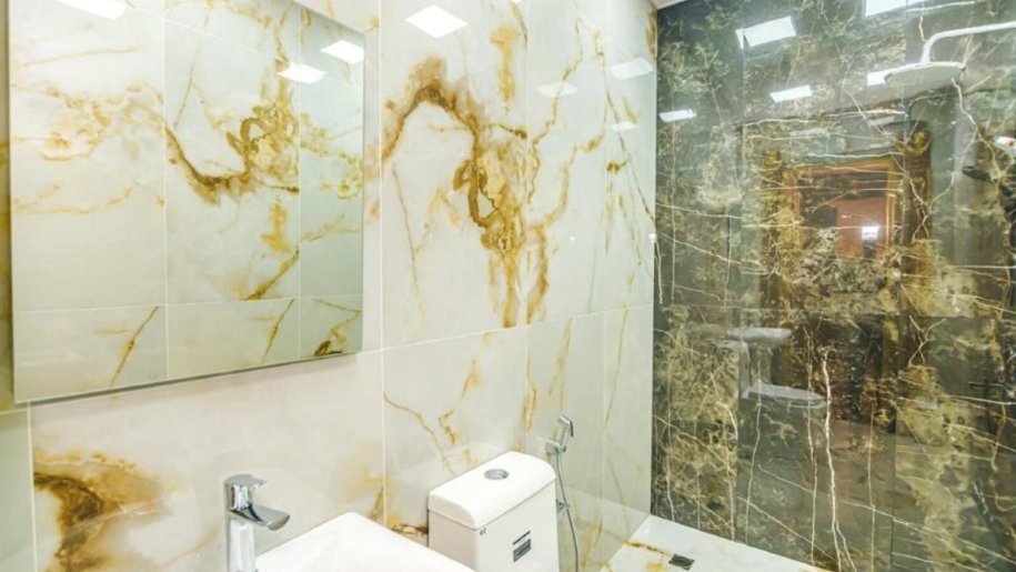 Kirayə verilir 6 otaqlı köhnə tikili, 214 m², İçərişəhər m.-8