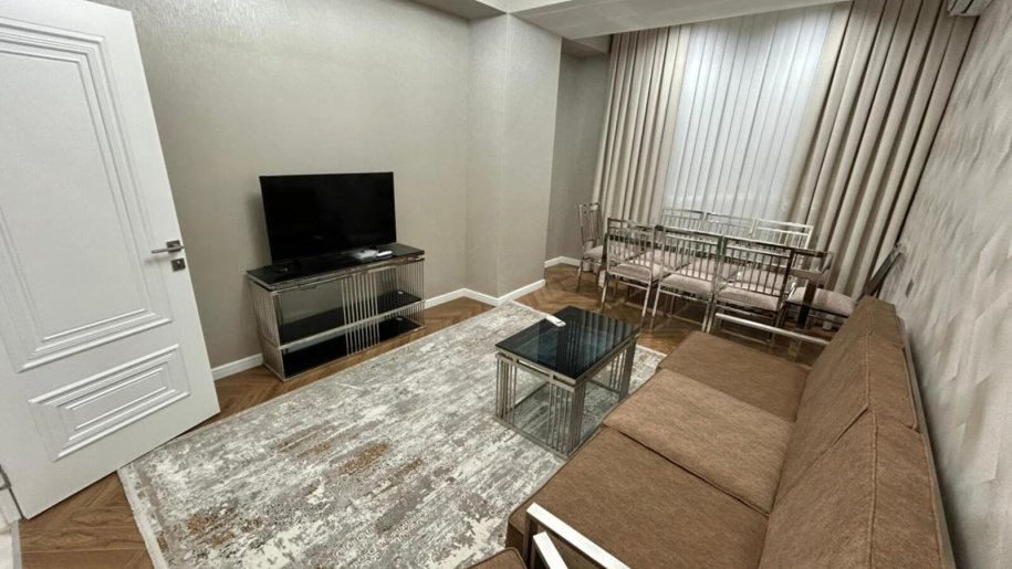 Kirayə verilir 2 otaqlı yeni tikili, 72 m², 28 May m.-6