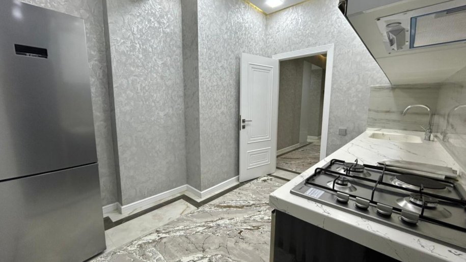 Kirayə verilir 2 otaqlı yeni tikili, 72 m², 28 May m.-12