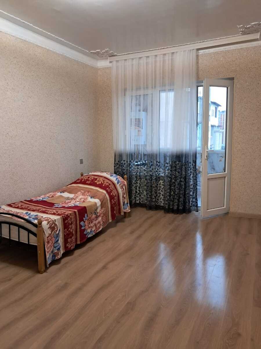 Kirayə verilir 4 otaqlı köhnə tikili, 105 m², Azadlıq Prospekti m.-9