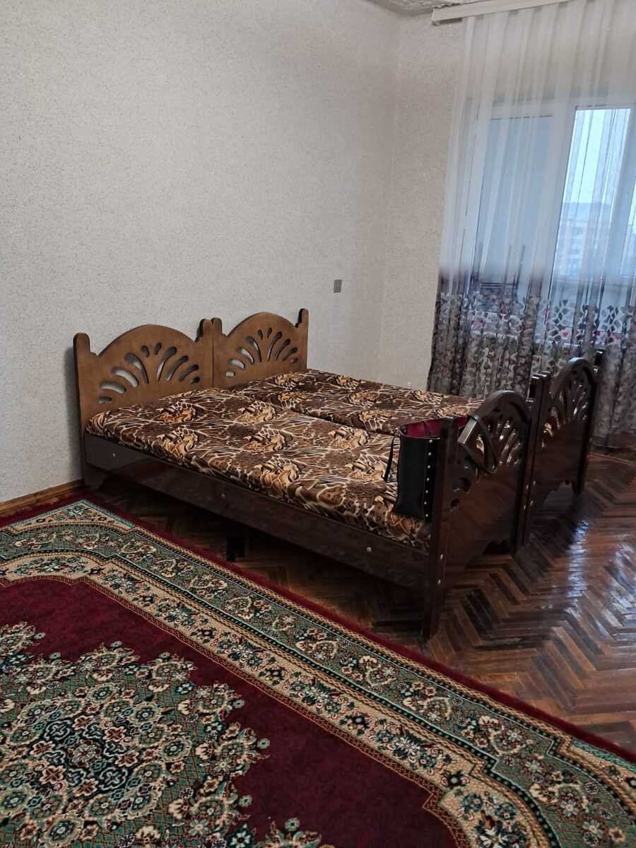 Kirayə verilir 4 otaqlı köhnə tikili, 105 m², Azadlıq Prospekti m.-11