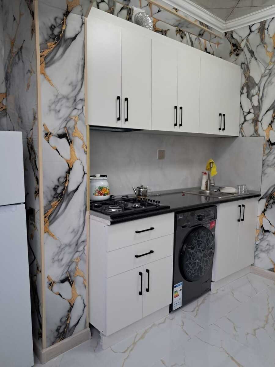 Kirayə verilir 4 otaqlı köhnə tikili, 105 m², Azadlıq Prospekti m.-13