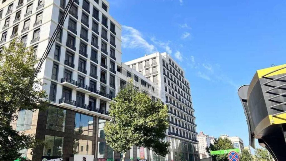 Satılır 3 otaqlı yeni tikili, 118 m², 8 noyabr-2