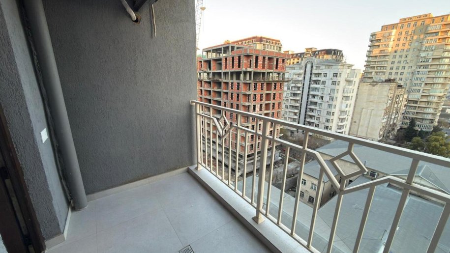 Kirayə verilir 3 otaqlı yeni tikili, 122 m², 28 May m.-21