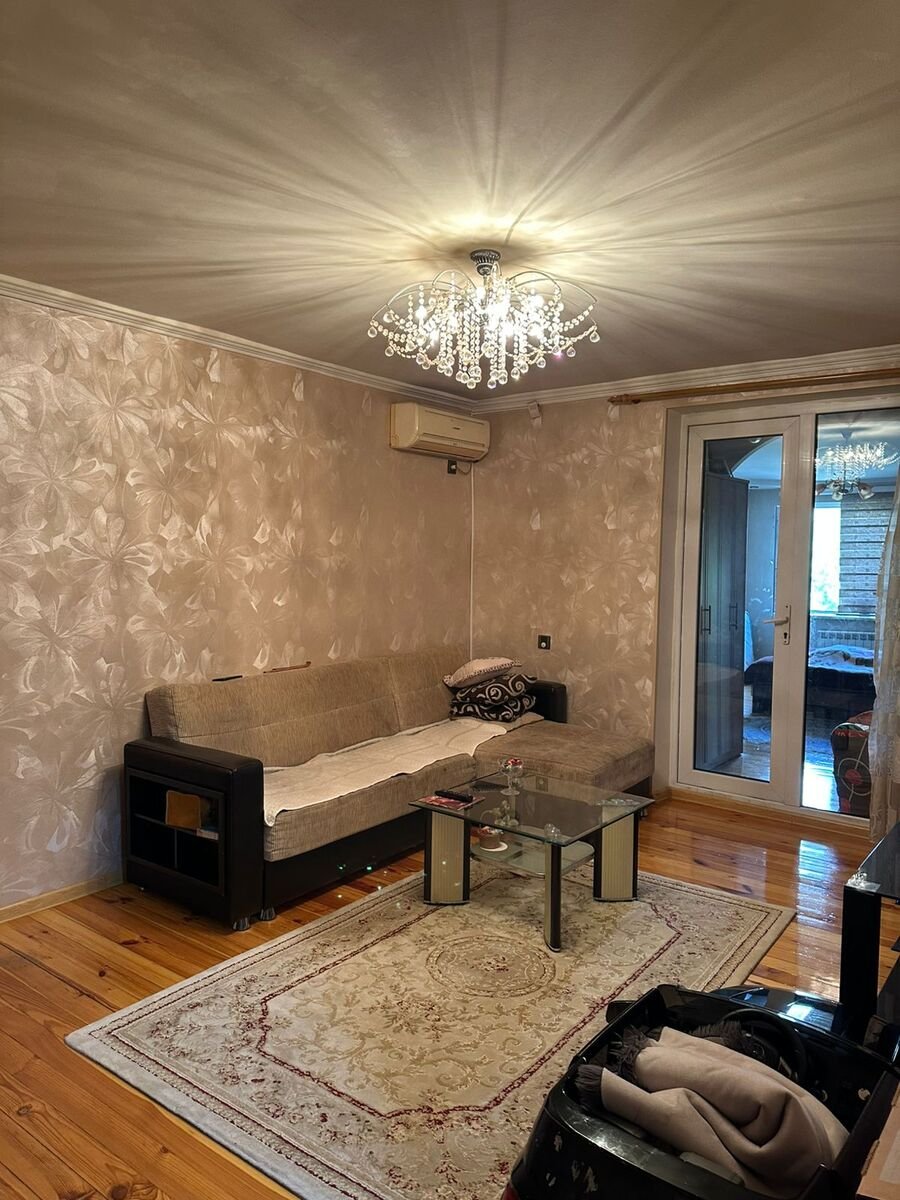 Satılır 3 otaqlı köhnə tikili, 57 m², Elmlər Akademiyası m.-2