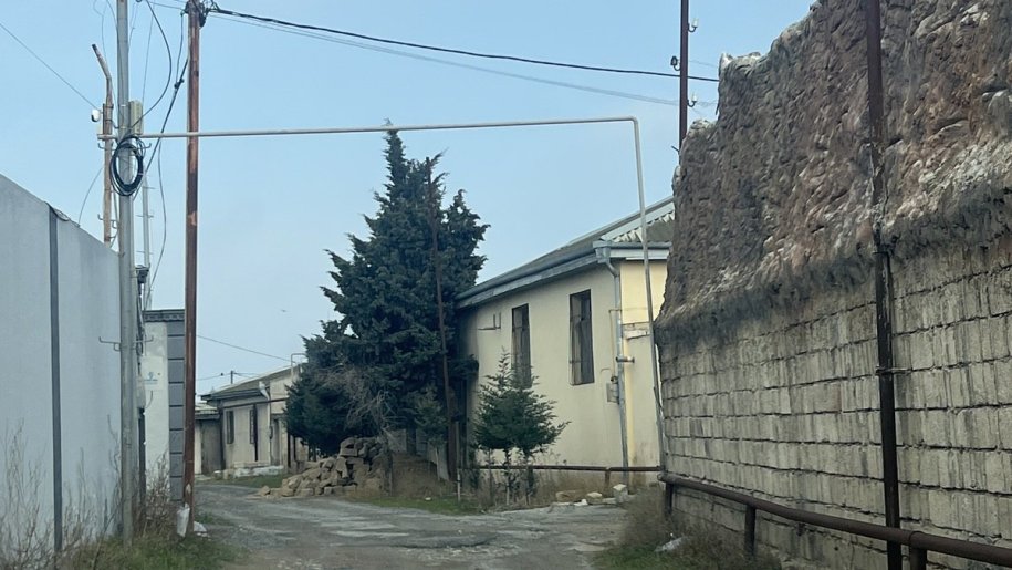 12 sot torpaq satılır, Sabunçu-1
