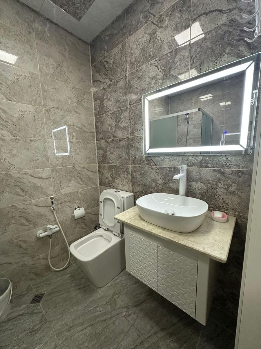 Kirayə verilir 2 otaqlı yeni tikili, 60 m², İnşaatçılar m.-9