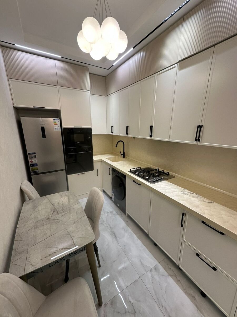 Kirayə verilir 3 otaqlı yeni tikili, 105 m², Elmlər Akademiyası m.-6